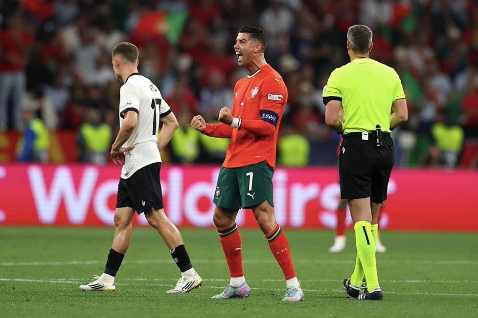 葡萄牙队翻盘韩国队，梁靖崑关键制胜